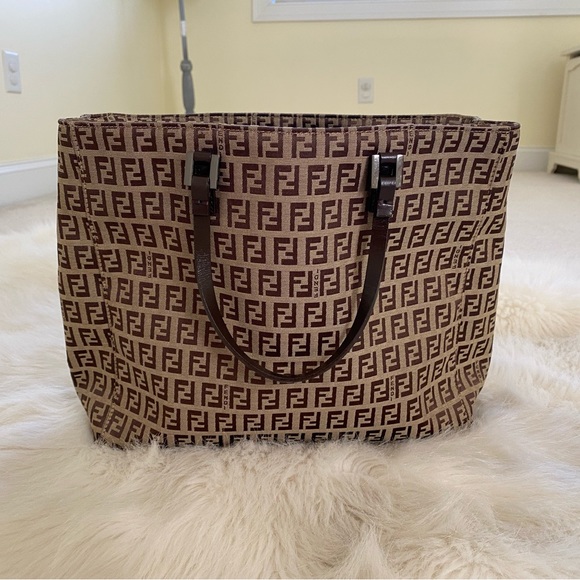 Handbags - Authentic Fendi small tote